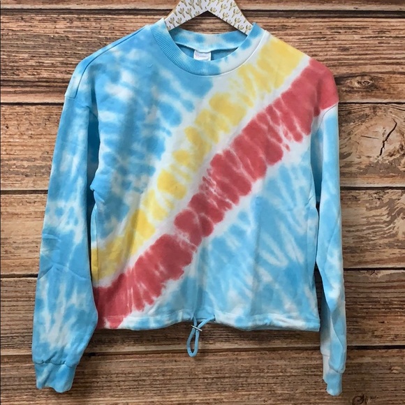 No Boundaries Tops - NWT Tye  dye cinched waist sweatshirt